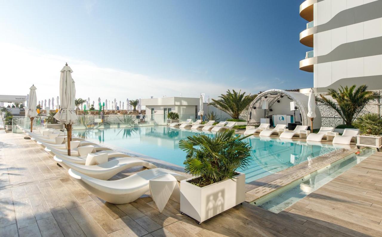 Hotel Opera Mamaia Exterior foto